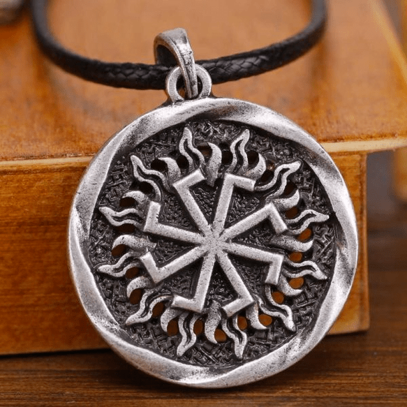 Amuleti fortunati slavi